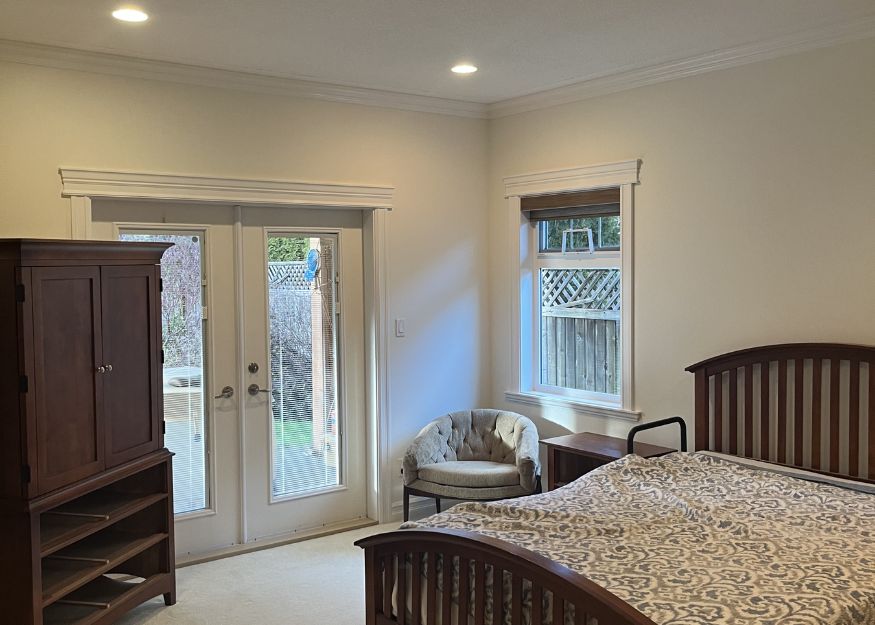Interior house painting near me in Courtenay, BC – Local painting service providing detailed interior wall, ceiling, trim, and door painting for homes.